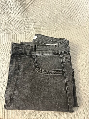 28 Beden Pull&bear pantolonu