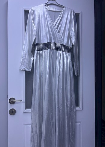 V Yaka Uzun Pilili Beyaz Abiye Elbise - Görsel 3