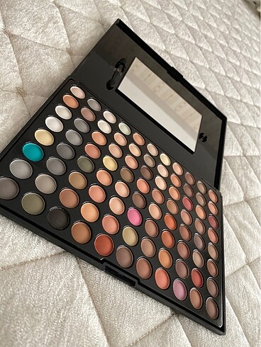 Xp eyeshadow far paleti