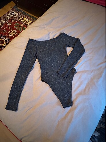 H&m divided simli body