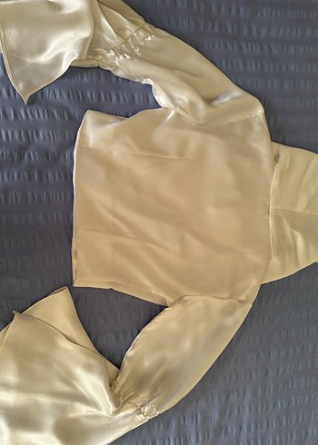 Beyaz şal yaka saten crop Bluz - Görsel 6