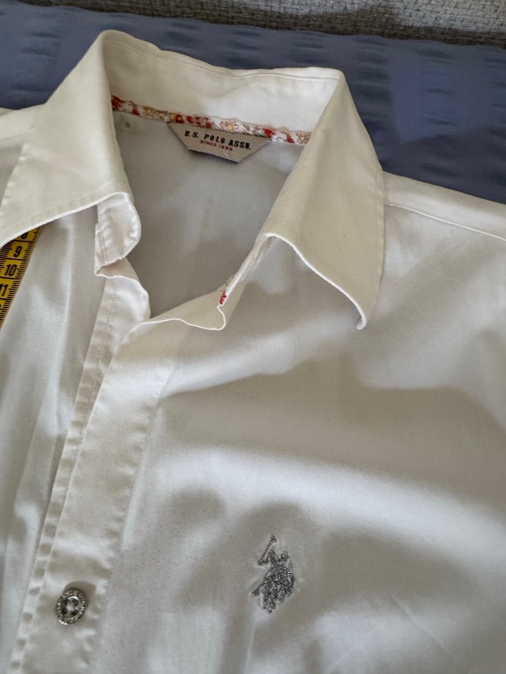 Beyaz Keten Kısa Kollu Düğmeli Kadın Gömlek - Görsel 4