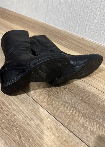 Siyah Deri Kadın dolgu topuk çizme - Görsel 5