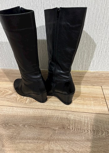 Siyah Deri Kadın dolgu topuk çizme - Görsel 2