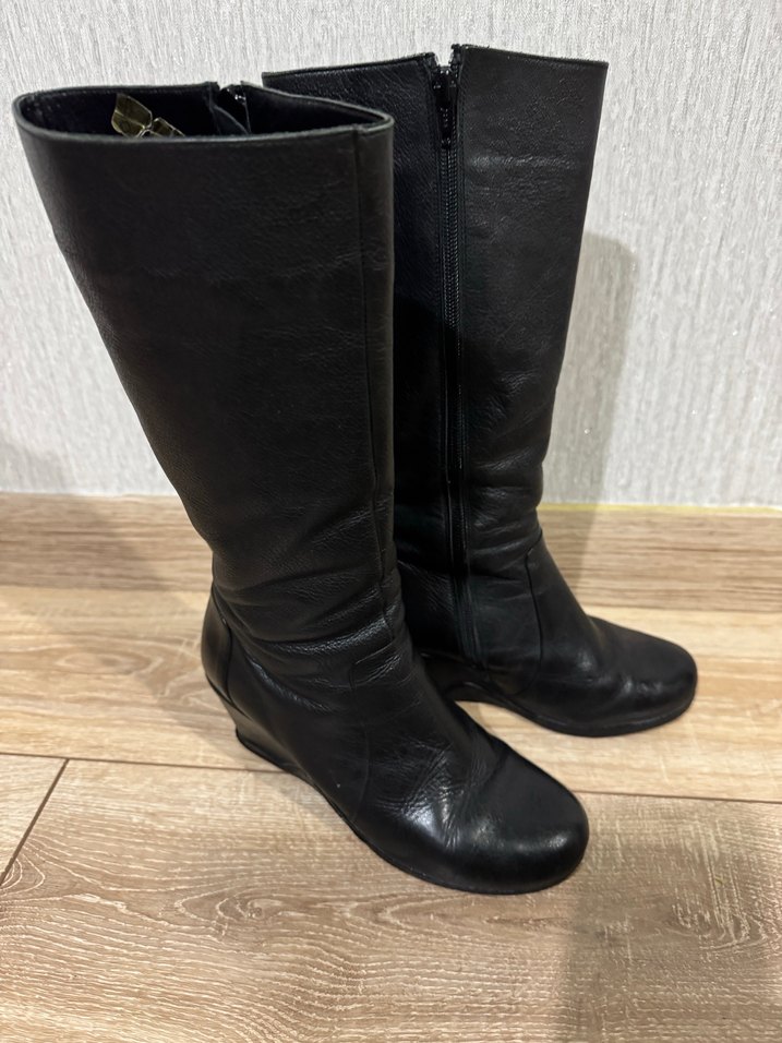 Siyah Deri Kadın dolgu topuk çizme - Görsel 4