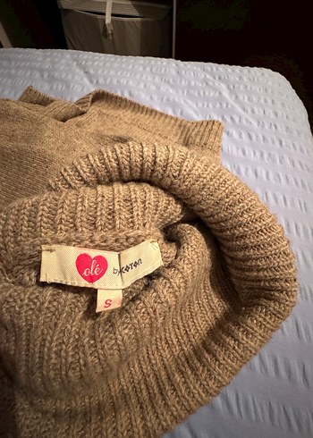 Bej Örgü Boğazlı Kadın Kazak - Görsel 5