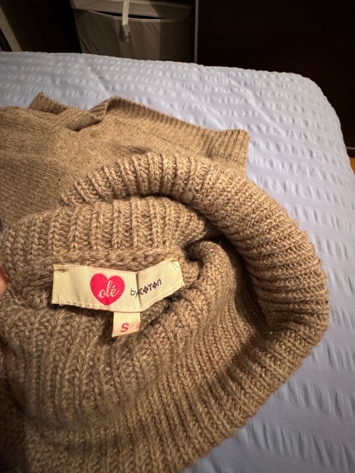 Bej Örgü Boğazlı Kadın Kazak - Görsel 5