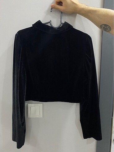 s Beden Kadife crop bluz