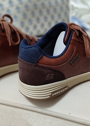 42 Beden Skechers 42 numara sıfır ürünn