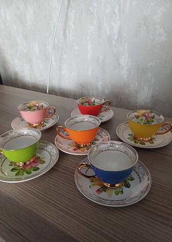 Renkli Çiçek Desenli 6'lı Kahve Fincanı Seti