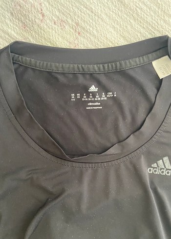 xs Beden beyaz Renk Adidas kadın spor tişört