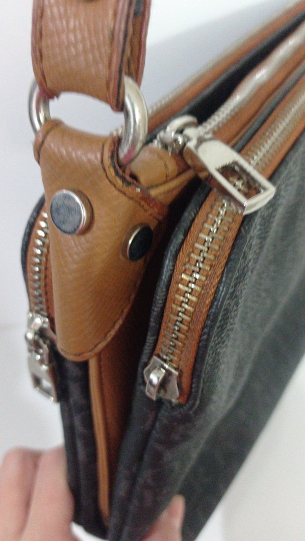 Kadın Deri Baskılı Fermuarlı Çanta - Görsel 3