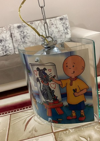 caillou 'lu avize - Görsel 2