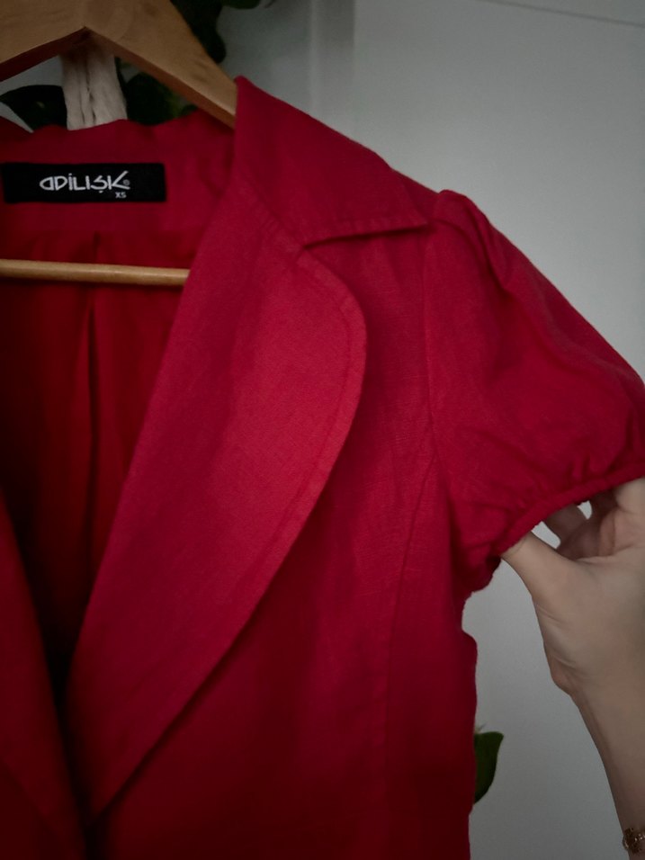 Kısa Kollu Kırmızı Keten Kadın Blazer - Görsel 4