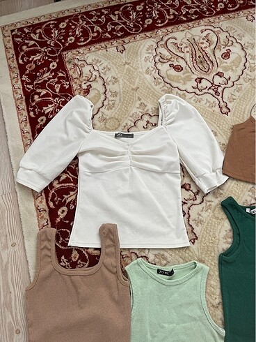 Trendyol & Milla Crop üstler
