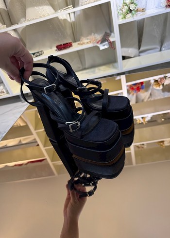 Kadın Siyah Platform Topuklu Ayakkabı - Görsel 3