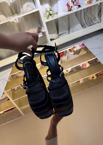 Kadın Siyah Platform Topuklu Ayakkabı - Görsel 4