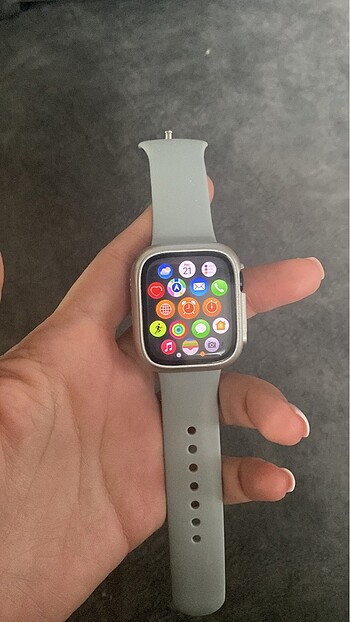 Apple Watch 8 serisi