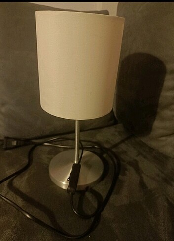 Ikea masa lambas