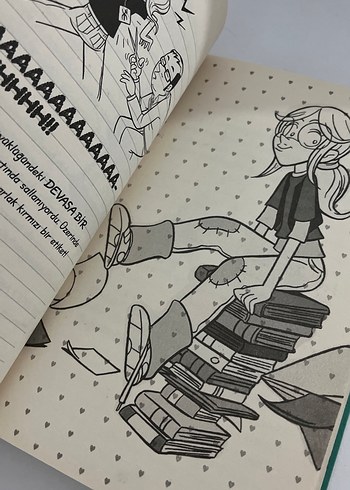 Beden Renk Üsütük Kızın Günlüğü - Yeni Bir Hayat