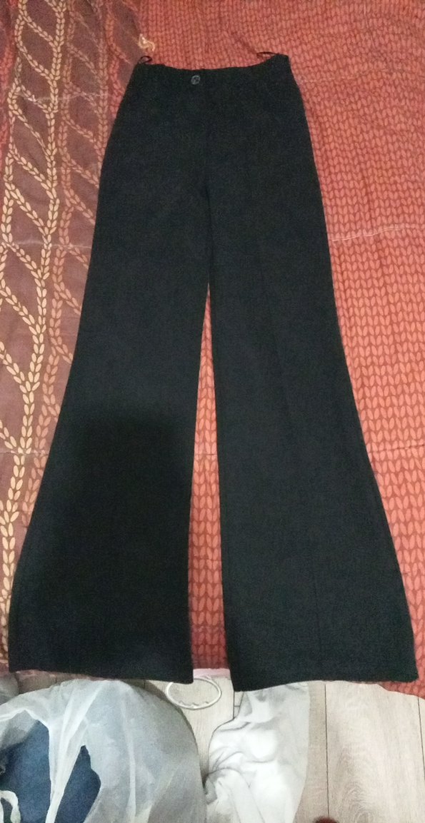 Düğmeli Siyah Kadın Kumaş Pantolon - Görsel 3