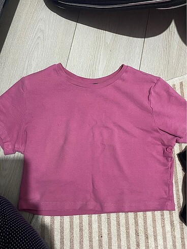 Crop pembe