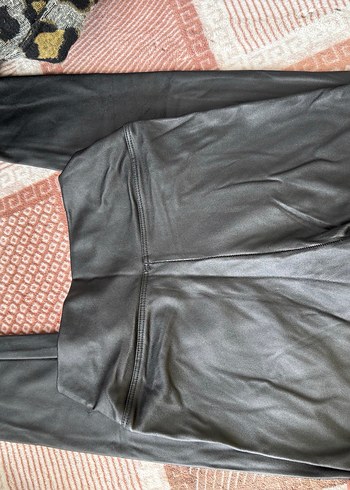 Zara Kadın Siyah Deri Kemer Detaylı Tayt