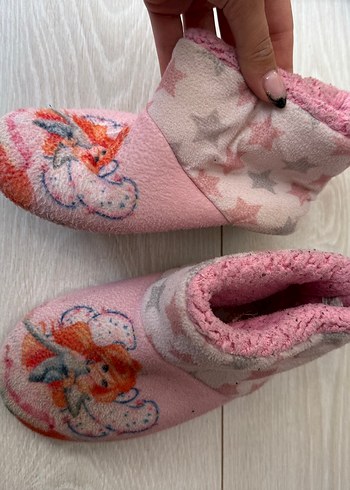 Kız Çocuk Pembe Nakışlı Sıcak Ev Terliği - Görsel 2