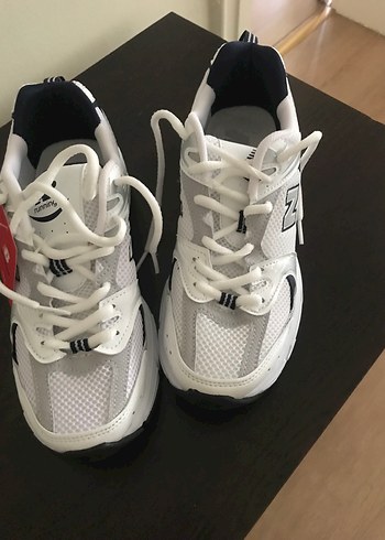 39 Beden beyaz Renk New Balance Beyaz Gri Spor Kadın Sneaker