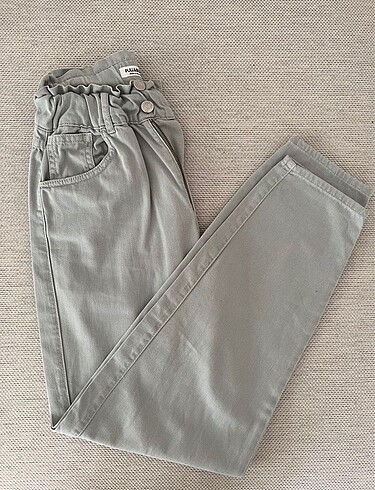 34 Beden yeşil Renk Pull&Bear Pantolon