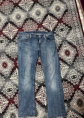 Levis 527