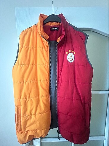 Orijinal lisanslı yelek