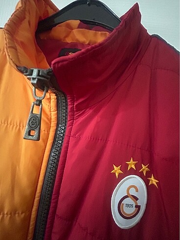 Orijinal lisanslı yelek - Görsel 3