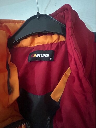 Orijinal lisanslı yelek - Görsel 4