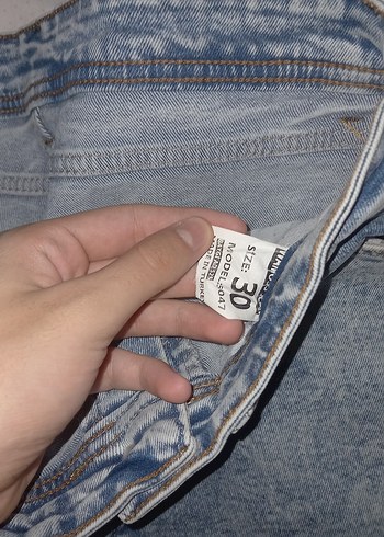 Düğmeli Mavi Bağlama Desenli Salaş Erkek Jean - Görsel 3