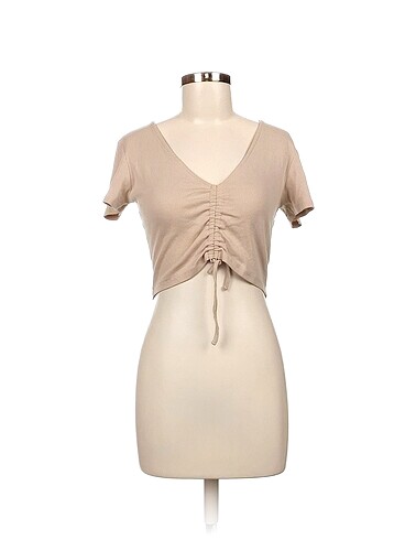 Zara T-shirt %70 İndirimli.