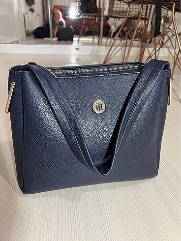 Tommy Hilfiger TOMMY HILFIGER ORJİNAL SIFIR KOL ÇANTASI