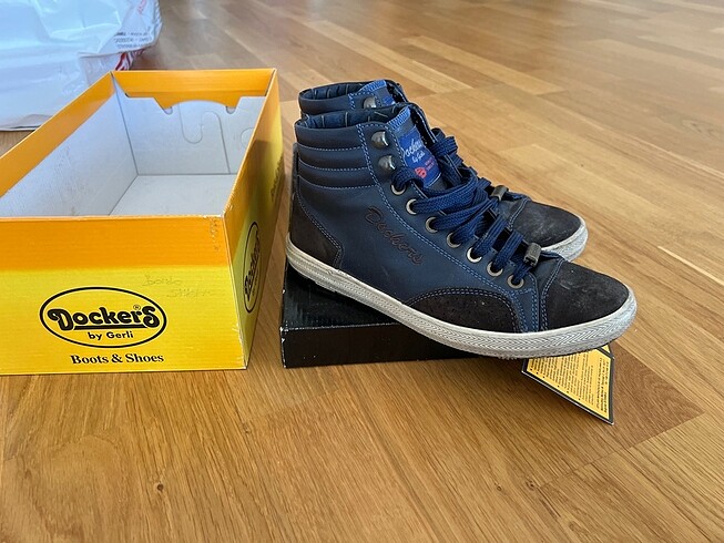 37 Beden Dockers midsneaker bot tertemiz.