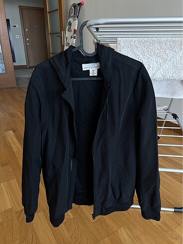 H&M ERKEK YAĞMURLUK TERTEMİZ S/M BEDEN
