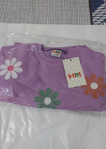 Kızlar için Lila Çiçekli Rahat Eşofman Takımı - Görsel 3