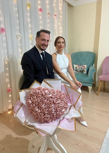 Pembe Kurdele Detaylı Isteme Çiçegi - Görsel 2