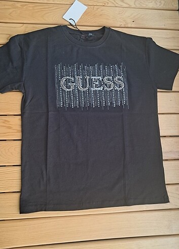 s Beden siyah Renk Guess taş işlemeli tshirt