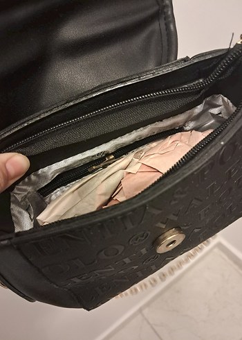 Zincir Detaylı Siyah Yılan Desenli Deri Çanta - Görsel 4