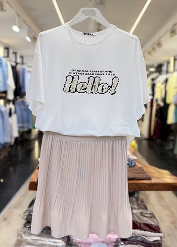 Beyaz Baskılı Kadın Tişört - Görsel 4