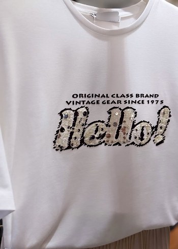 Beyaz Baskılı Kadın Tişört - Görsel 3