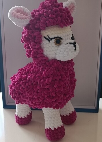Diğer Kıvırcık Pembe Kadife İpten El Örgüsü Amigurumi Kuzu