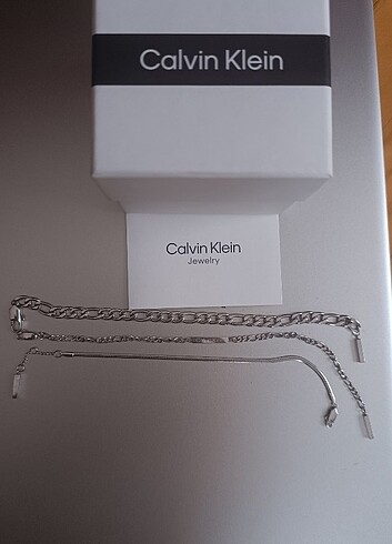 Beden Calvin Klein bileklik