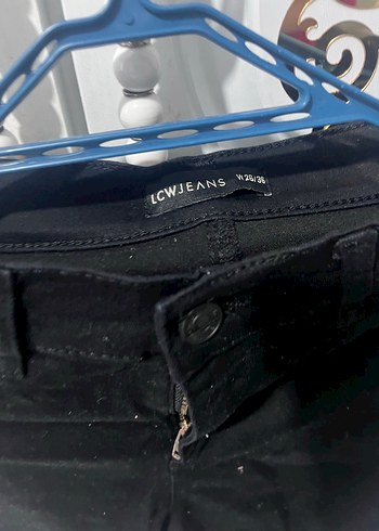 Düğmeli Siyah Kadın Midi Pantolon - Görsel 4