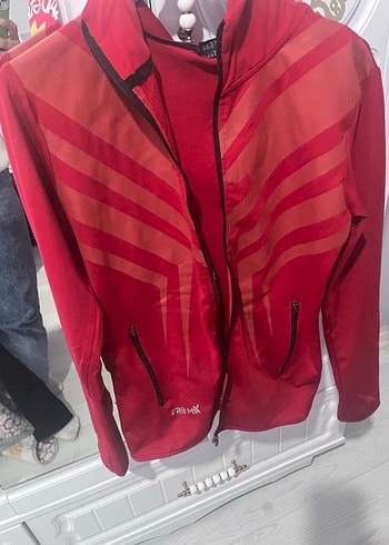 Kadın Kırmızı Fermuarlı Spor Ceket - Görsel 4