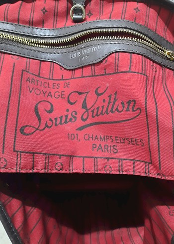 Louis Vuitton büyük kareli desenli canta - Görsel 2